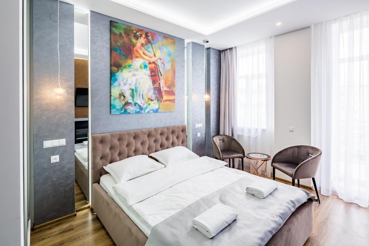 Royal Premier Apartment Lviv Exterior foto